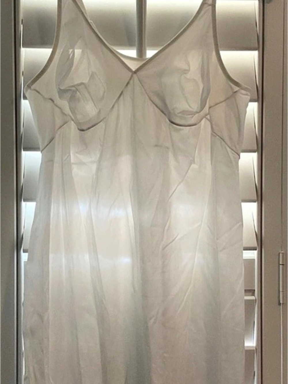 Vanity Fair Lace Trim Full Slip White Size 38 18"